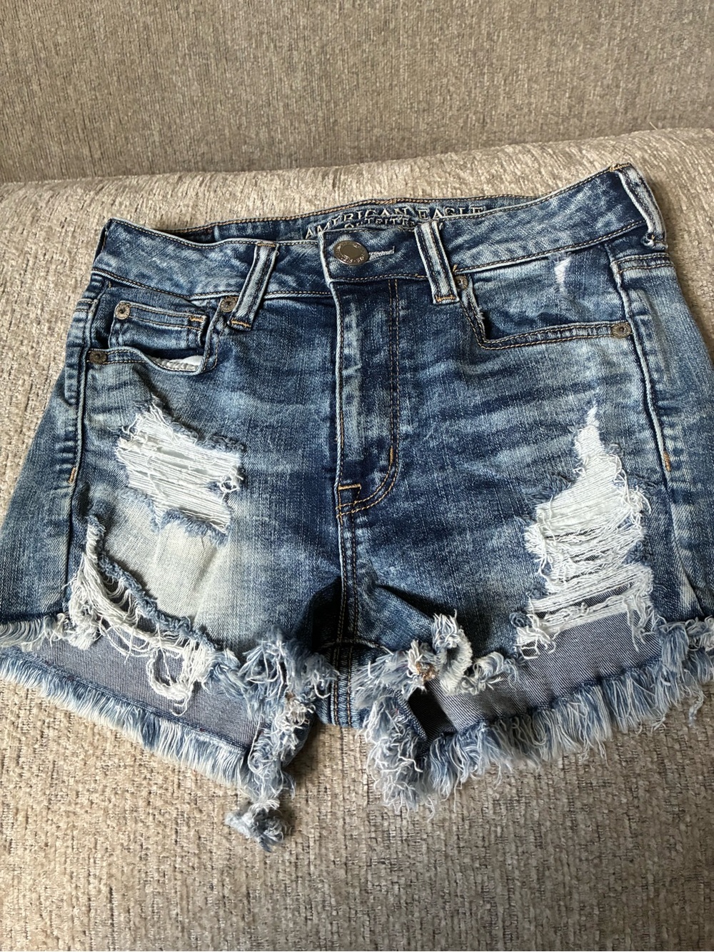 American Eagle Outfitters Frayed Distressed Denim Shorts - Blue